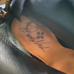 Patricia Nash knee boots all leather, zip up backs